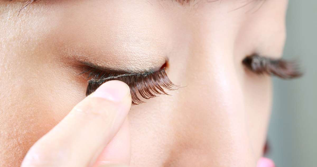 Step-By-Step Guide to Applying Magnetic Eyelash Extensions