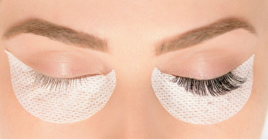 How to Choose the Perfect False Eyelash Extensions for You