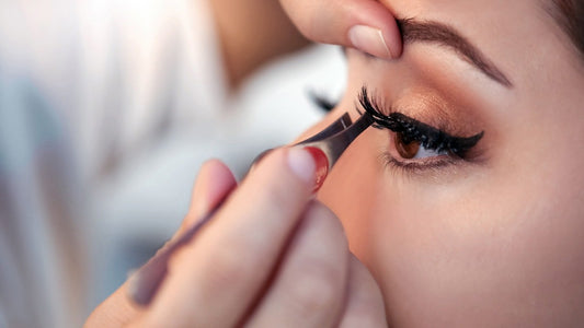 How to Apply False Lashes Like a Pro: Step-by-Step Guide for Stunning Results